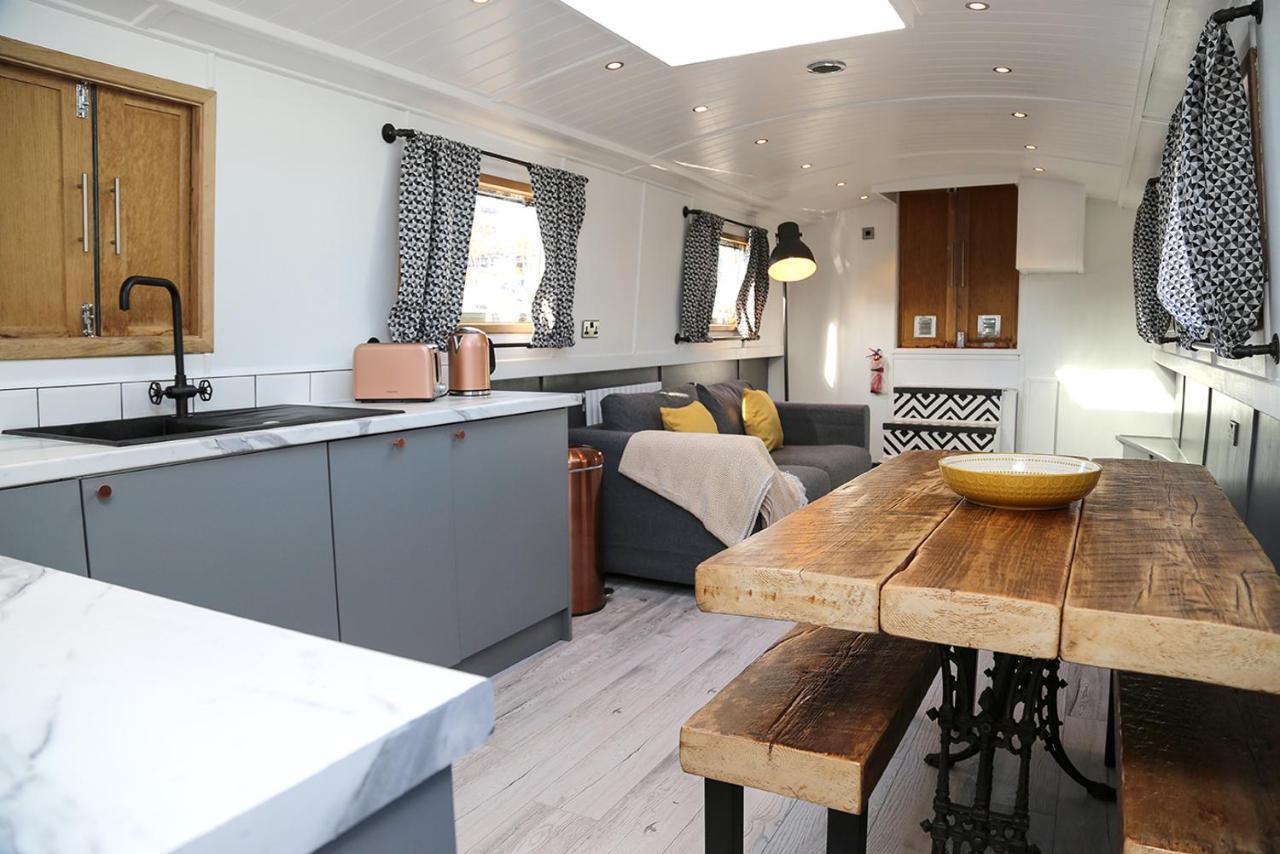 Hotel The Liverpool Boat Exterior foto