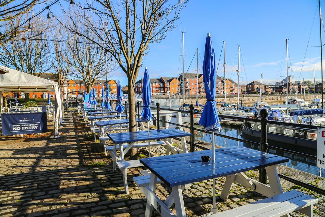 Hotel The Liverpool Boat Exterior foto