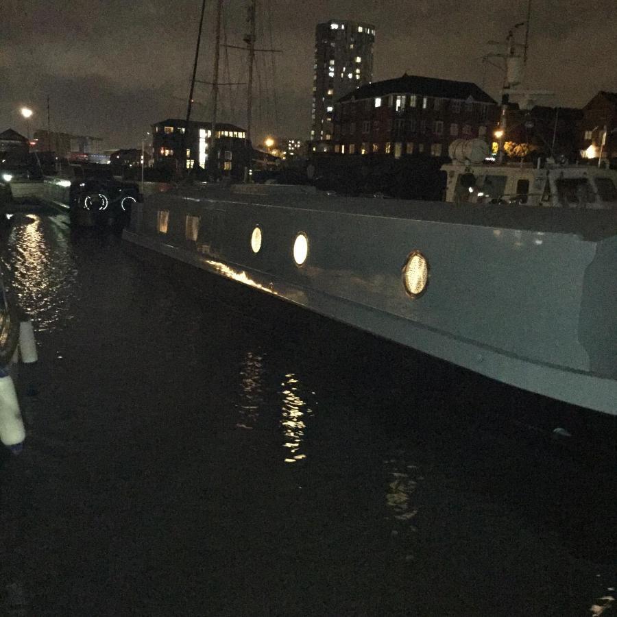 Hotel The Liverpool Boat Exterior foto