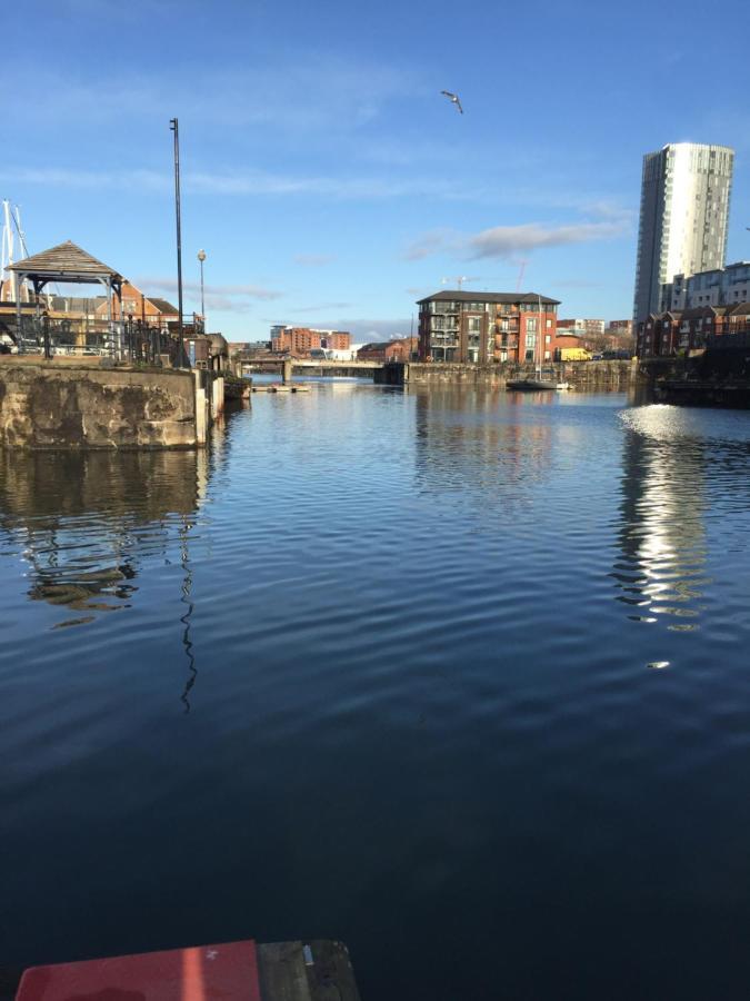 Hotel The Liverpool Boat Exterior foto